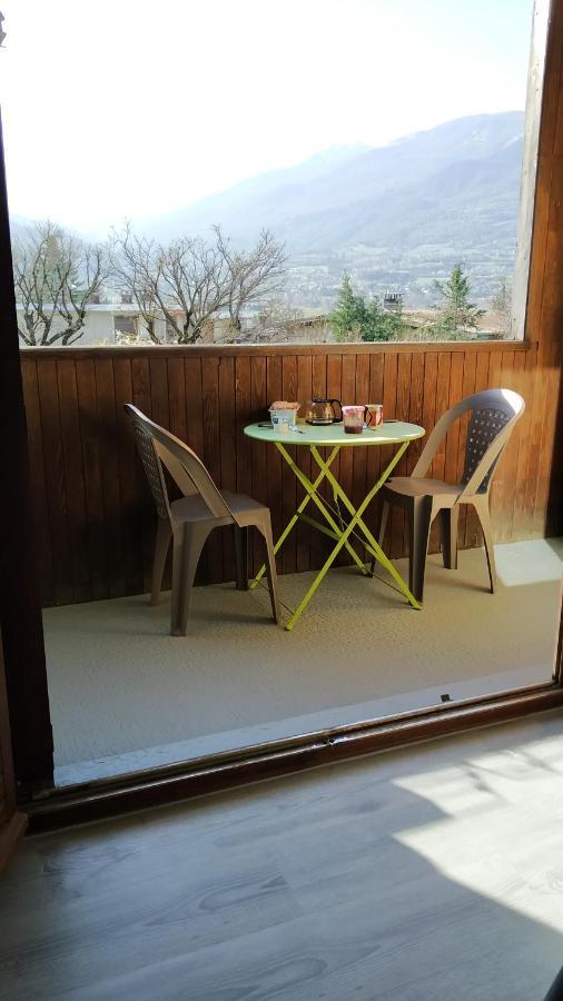 Agreable A Deux Pas Du Plan D'eau Embrun
